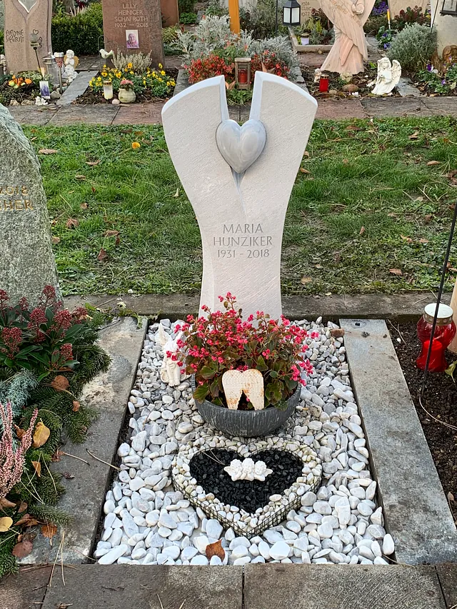 Mario Völlmin Grabmal 